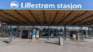 Train station shuttle