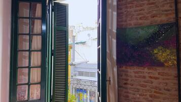 Ropa de cama de alta calidad, wifi gratis y ropa de cama