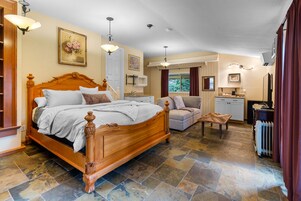 华丽套房 | 1 多间卧室、高档床上用品、羽绒被、特色装修