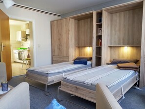 1 habitación y caja de seguridad en la habitación 