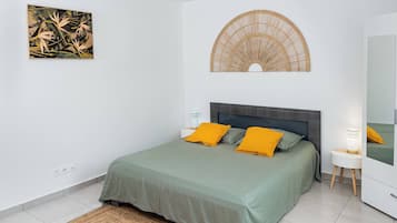 Comfort Villa | 3 bedrooms, in-room safe, desk, free WiFi