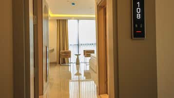 Family Room | In-room safe, laptop workspace, free WiFi
