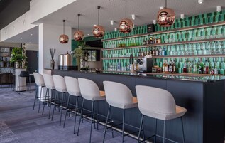 Bar (en la propiedad)