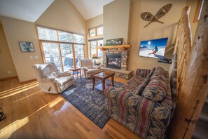 Premier Townhome, 3 Bedrooms, Jetted Tub, Valley View (Northstar 1961) | Exterior - Northstar 1961 (Keystone)