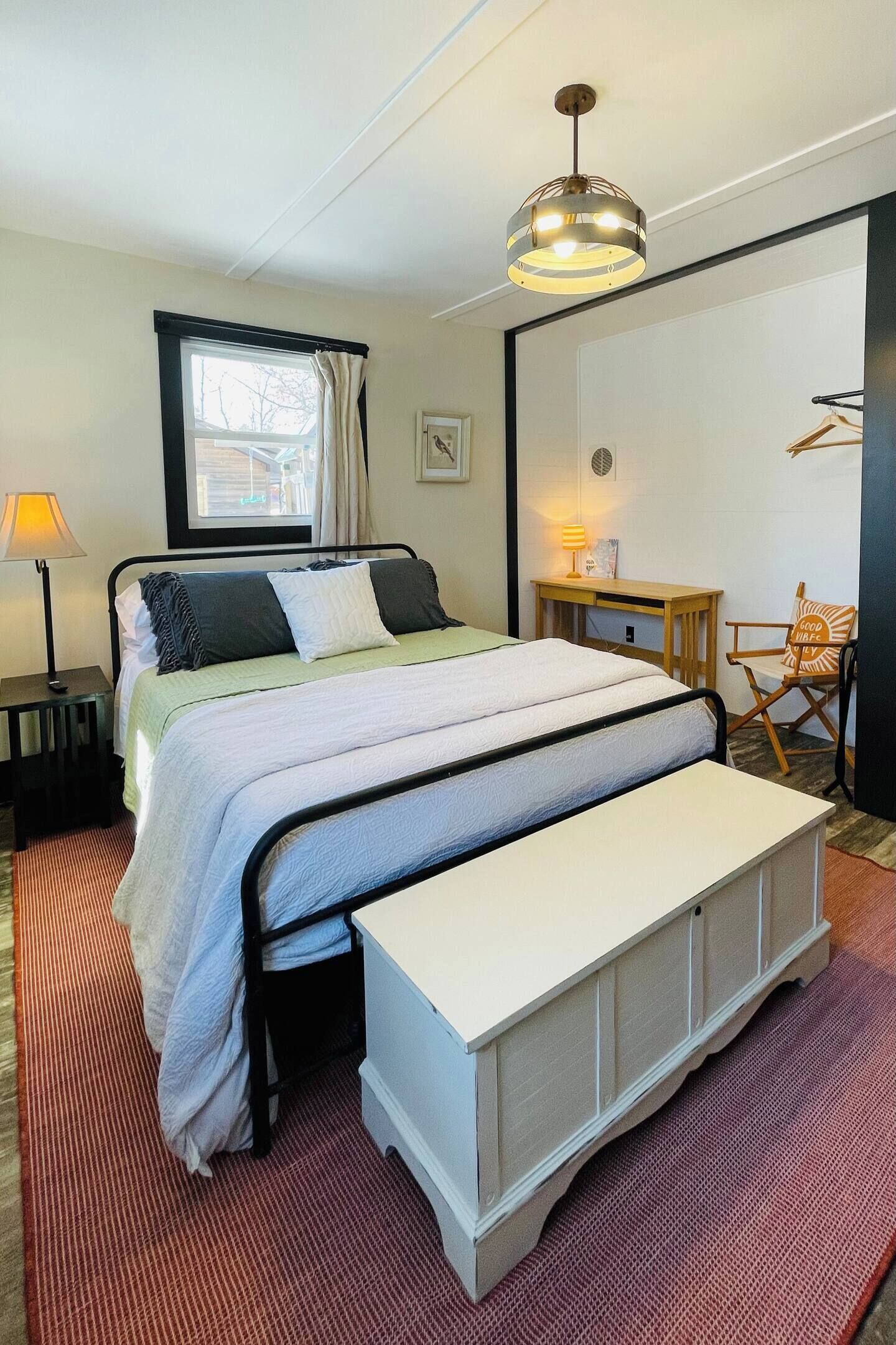 Desk, iron/ironing board, free WiFi, bed sheets