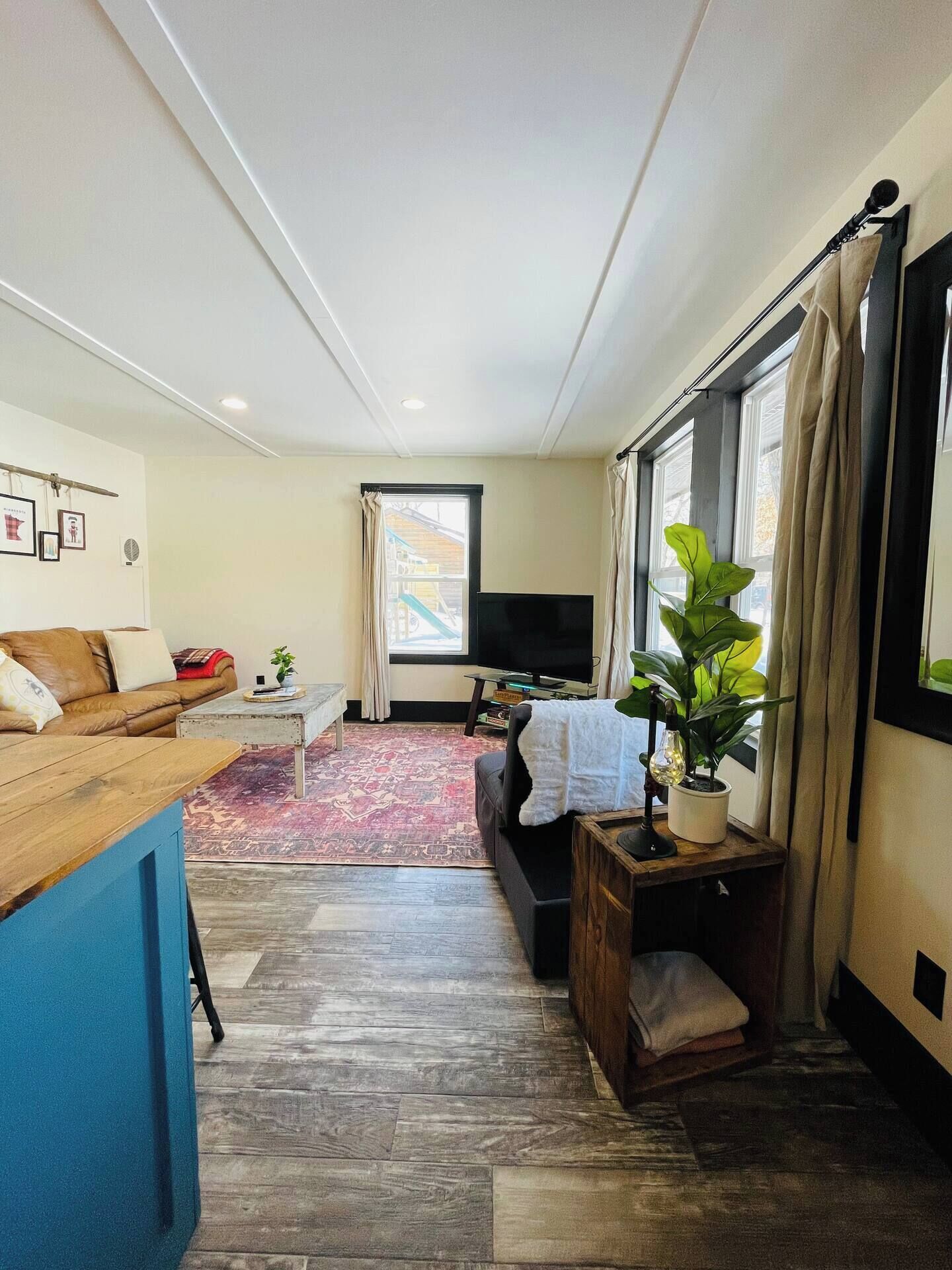 Smart TV, offices