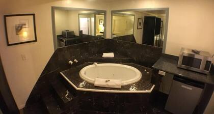 STERLING GARDENS HOTEL
