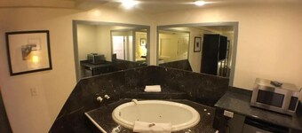STERLING GARDENS HOTEL