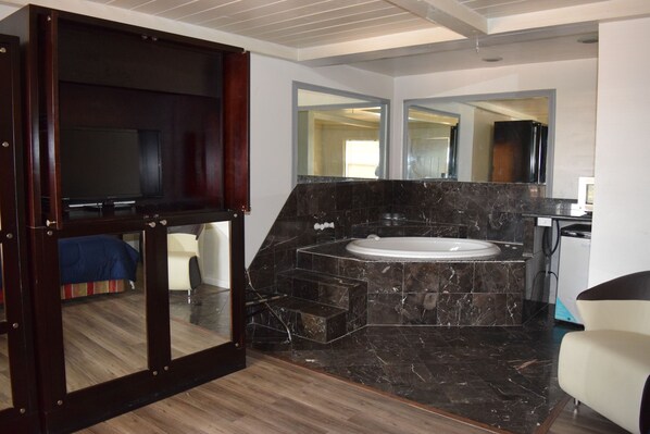 Bañera de hidromasaje privada