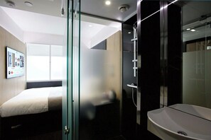 Bathroom - Z Tottenham Court Road (London)