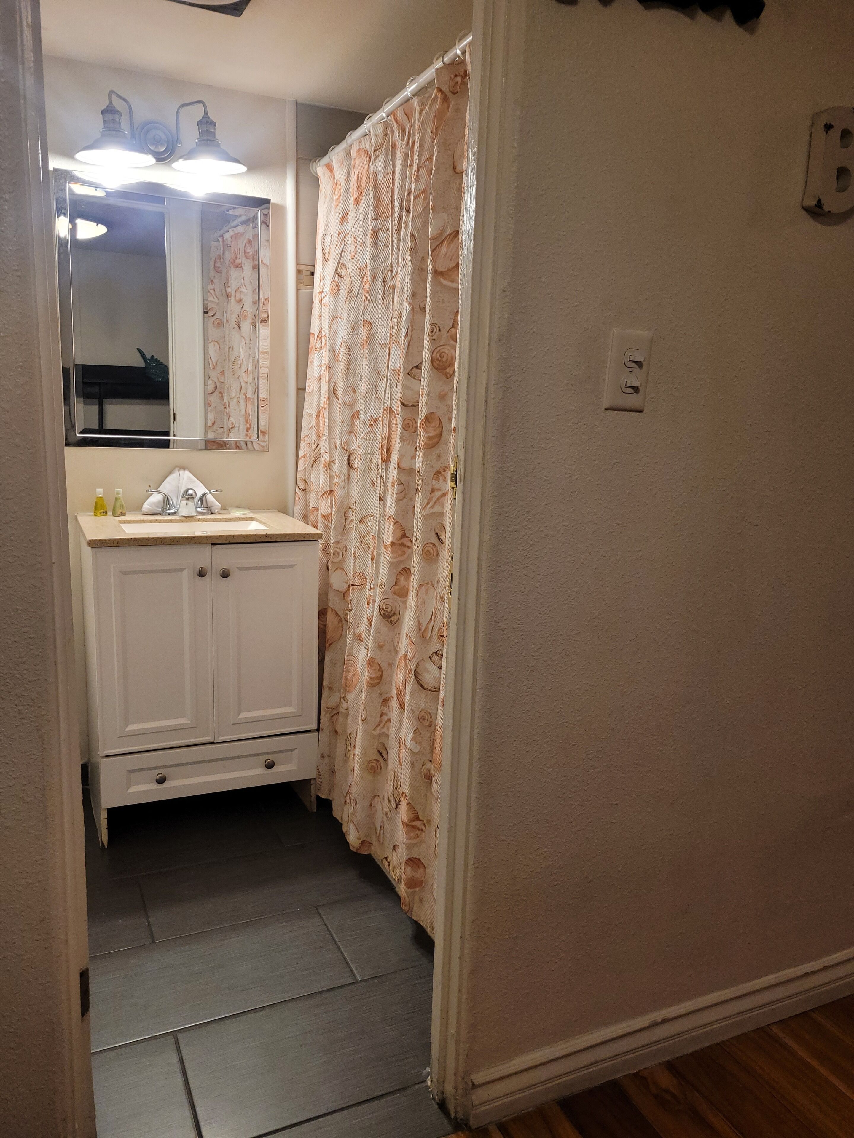 Photo - Desert Hills Motel