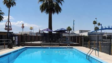 Piscina all'aperto