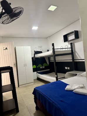 Family Suite | Free WiFi, bed sheets - Hacker Hostel (São Paulo)