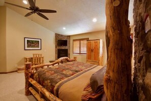 6 bedrooms, in-room safe, desk, iron/ironing board - Exclusive Home @ Wolf Creek Resort, Powder Mountain, Snowbasin, Nordic Valley (Eden)