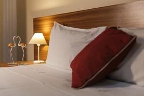 Standard Double Room | Free WiFi, bed sheets - VILLAGE GOLDEN HOTEL (Jales)