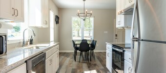 NEW! Duke~King Bed~Speakeasy Hideout