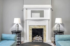 Interior - Beautiful, Rehabbed Unit in Shaw Community - 4226b (St. Louis)