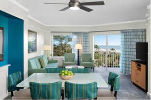 Dining - Marriott Grande Ocean Oceanfront Resort & Spa.  2 BR / 2 BA oceanside villa. (Hilton Head Island)