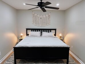 3 bedrooms, desk, iron/ironing board, travel cot