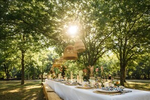 Espace mariage en plein air
