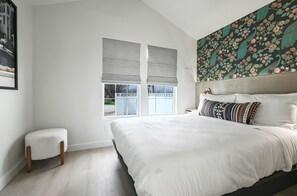 俱乐部小屋, 泳池景观 | 高档床上用品、免费 WiFi、床单