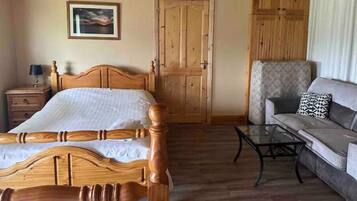 4 sovrum, strykjärn/strykbräda, wi-fi och sängkläder