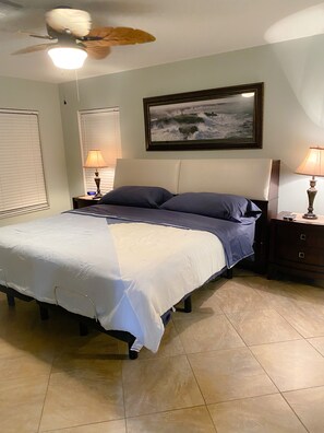 3 soverom, skrivebord, strykejern/-brett og wi-fi (inkludert)