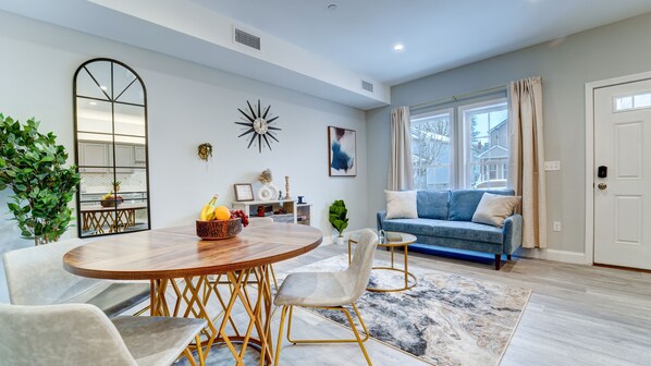 Dining - Brand New Home Close To Yale! (New Haven)