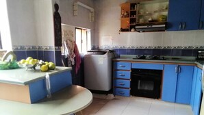 Utensilis de cuina, vaixella i coberteria 
