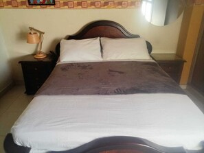 4 Schlafzimmer, kostenloses WLAN, Bettwäsche
