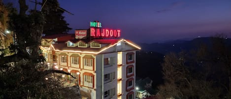 Façade de l’hébergement