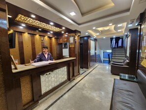 大堂 休息区