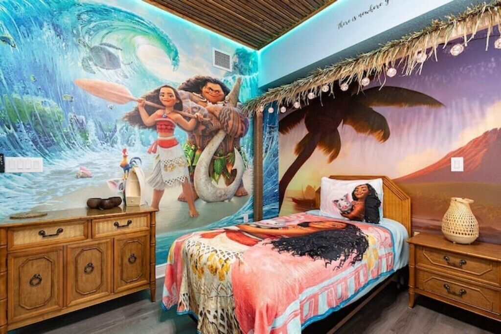 3 bedrooms, in-room safe, desk, iron/ironing board