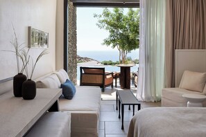 Junior Suite, 1 Bedroom, Non Smoking, Sharing Pool