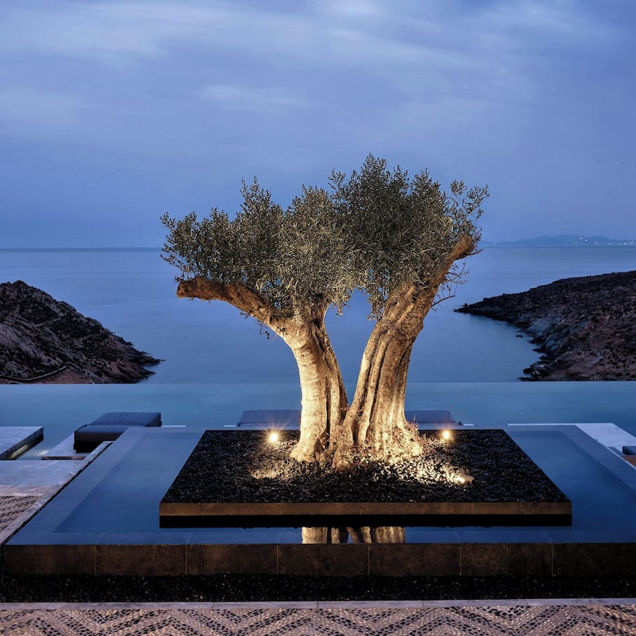 Indoor pool, seasonal outdoor pool, pool umbrellas, sun loungers