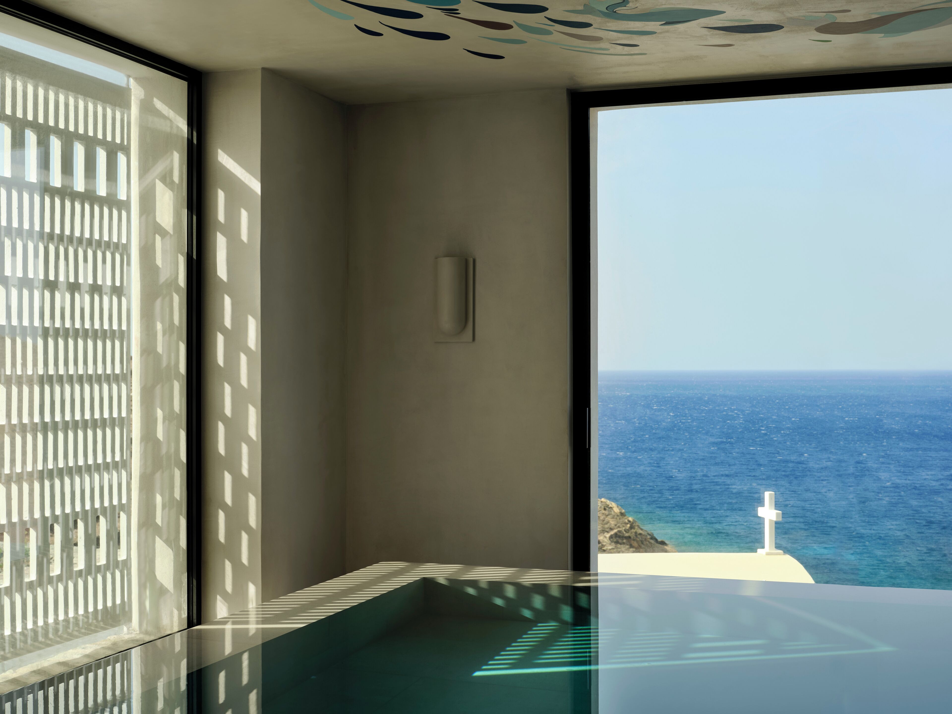 Indoor pool, seasonal outdoor pool, pool umbrellas, sun loungers