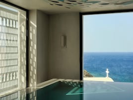 Indoor pool, seasonal outdoor pool, pool umbrellas, sun loungers
