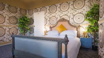 House | 1 bedroom, iron/ironing board, free WiFi, bed sheets