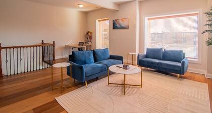 Spacious/Stylish Apt Near Med District/West Loop