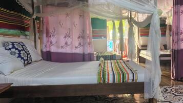 Romantic Quadruple Room, 1 Bedroom, Private Bathroom | Desk, iron/ironing board