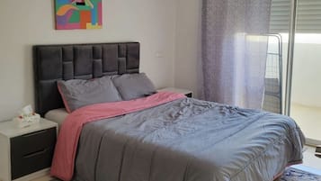 1 bedroom, iron/ironing board, WiFi, bed sheets