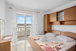 1 bedroom, free WiFi, bed sheets - Spectacular Sea View, Mooring - Jurica (Petra) (Rab)