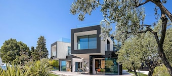 Striking Istria Villa | 5 Bedrooms |.