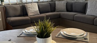 3 bed Stunning Caravan Situated nr Whitstable