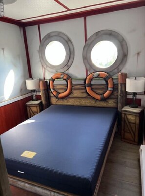 2 bedrooms