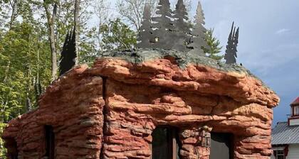 Devils Island Sea Cave Deluxe #6 on map