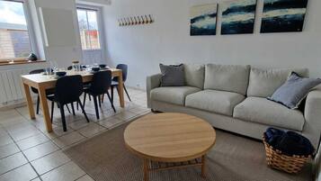 Smart TV, DVD player