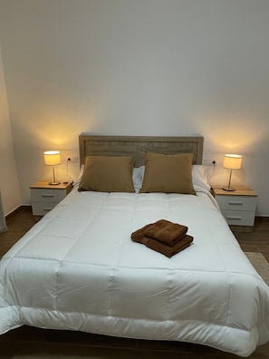 3 bedrooms, iron/ironing board, travel cot, WiFi - Carmen´s House (Arico Viejo)