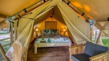 1 sovrum och sÀngklÀder