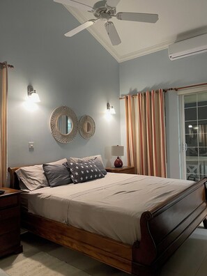 2 soverom, skrivebord og wi-fi